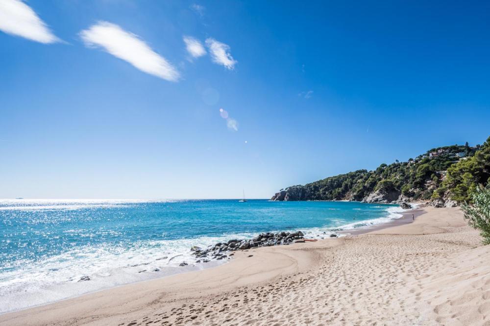 Camping Sunissim Cala Llevado 4 By Locatour Hotel Tossa de Mar Kültér fotó