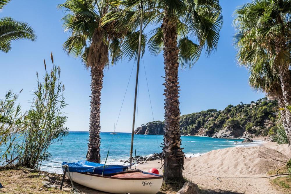 Camping Sunissim Cala Llevado 4 By Locatour Hotel Tossa de Mar Kültér fotó